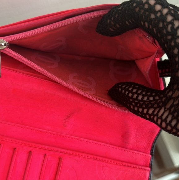 Chanel Black Quilted Lambskin Ligne Cambon Vertical Wallet with Pink Interior - Picture 10 of 16